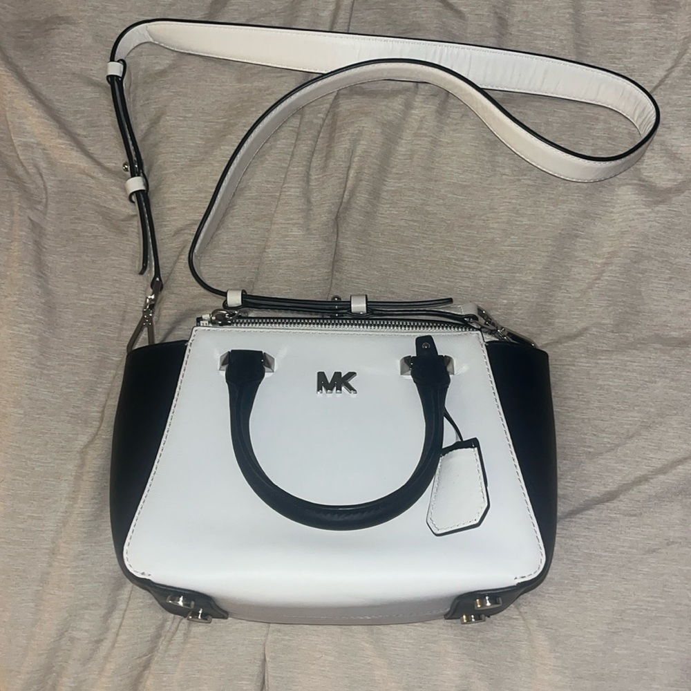 Michael Kors Purse, Great condition
